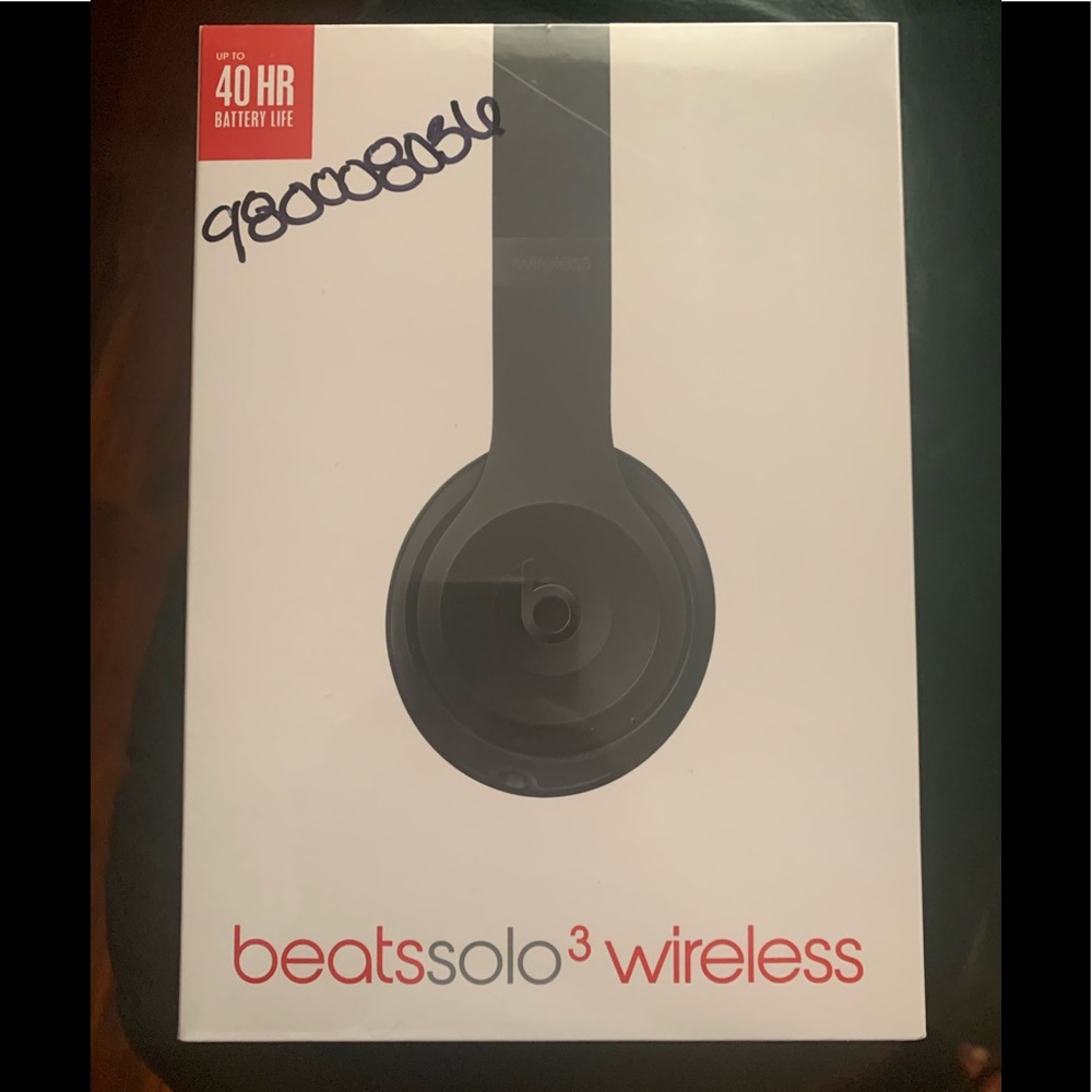 Wireless beat headphones